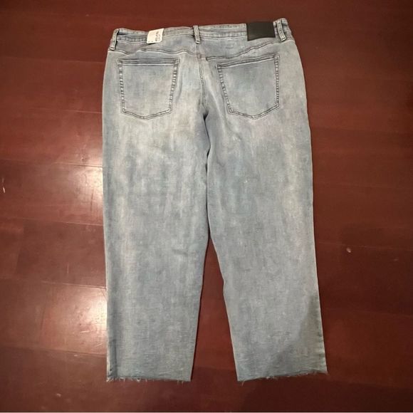 Rue 21 Distressed Patchwork Crops/44x34, 42/34 and 34/34 - Picture 3 of 5